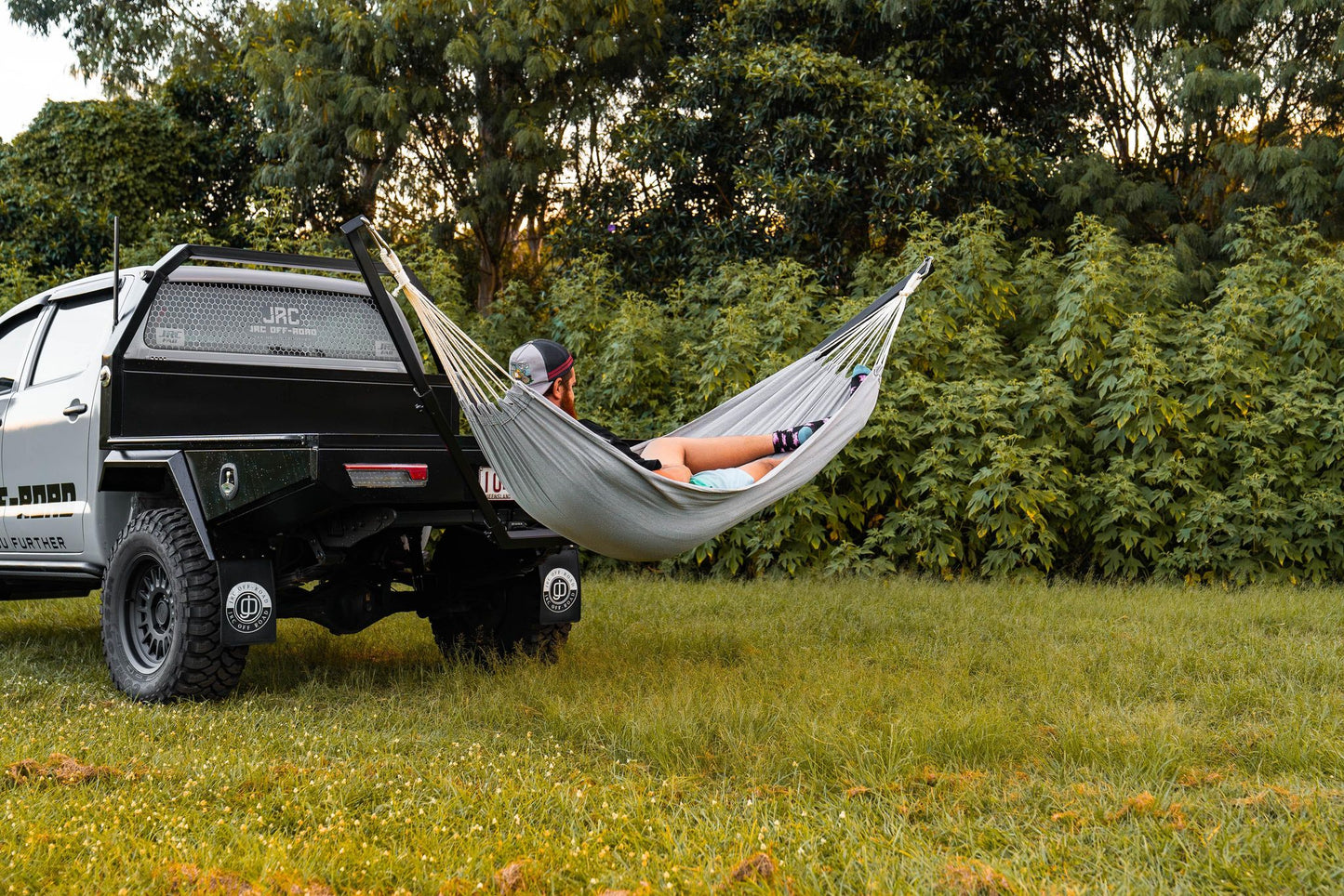 TOW BAR HAMMOCK