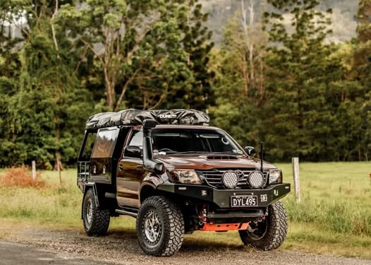 N70 SINGLE CAB ROCK SLIDERS